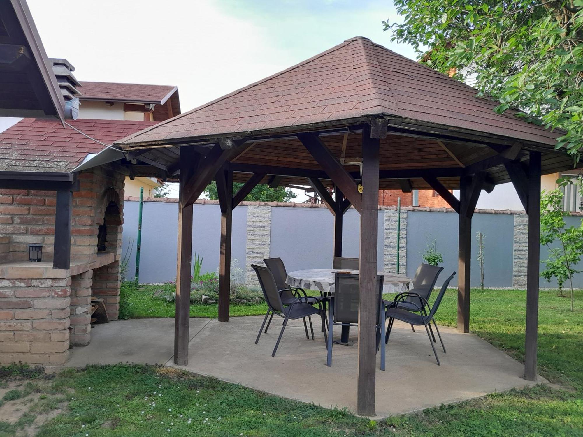 Apartman Kod Dide I Bake Vukovar Ngoại thất bức ảnh