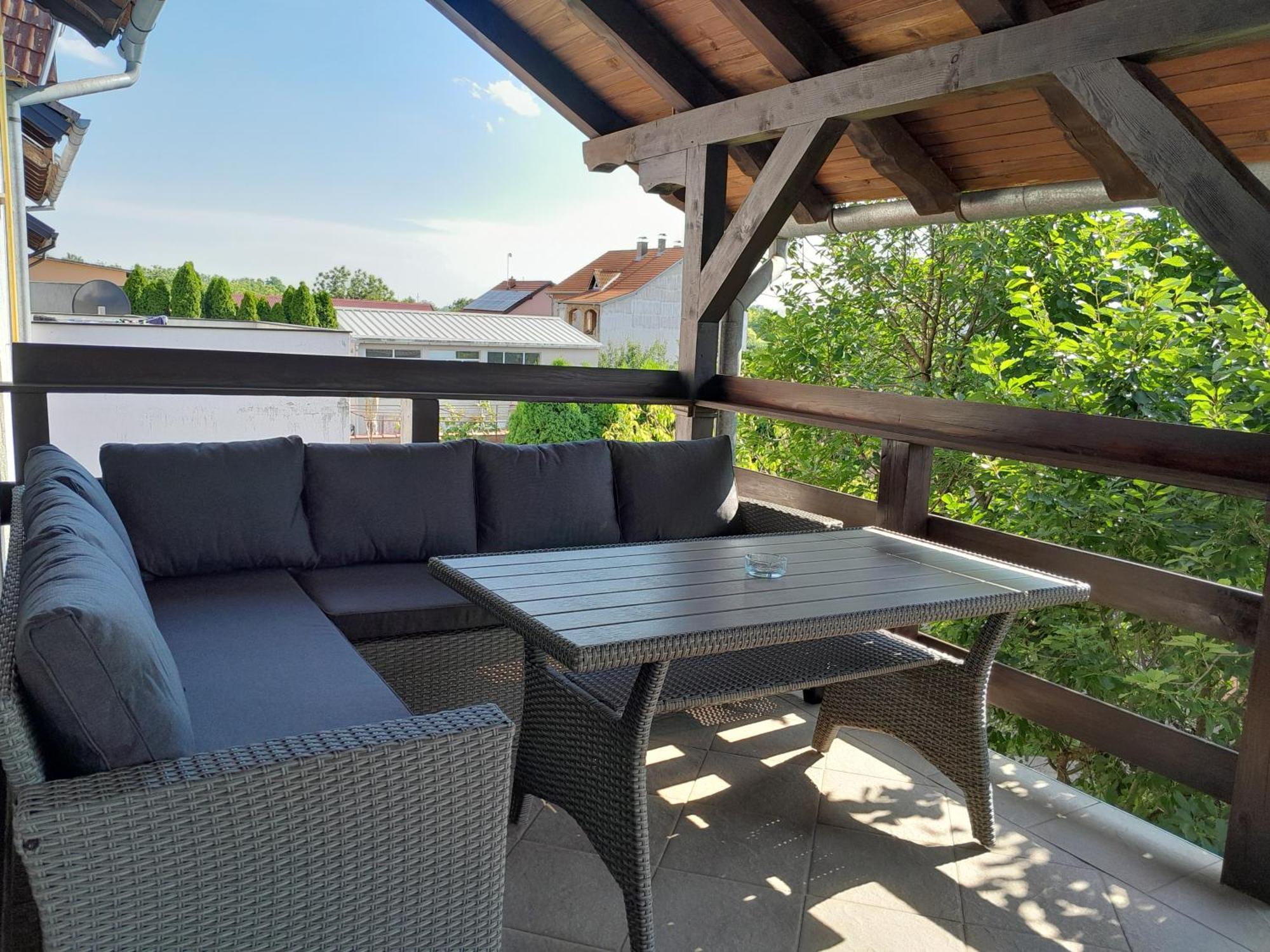 Apartman Kod Dide I Bake Vukovar Ngoại thất bức ảnh